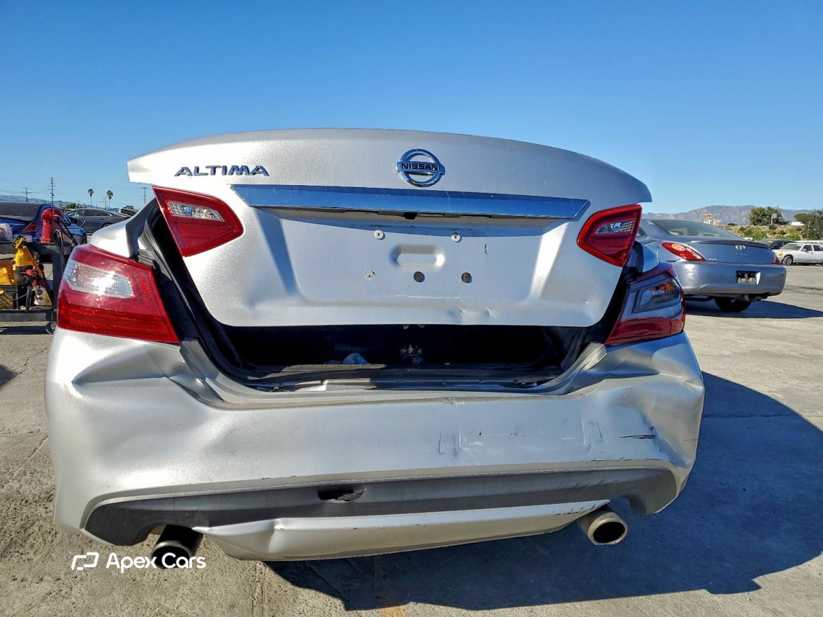 Nissan Altima 2018