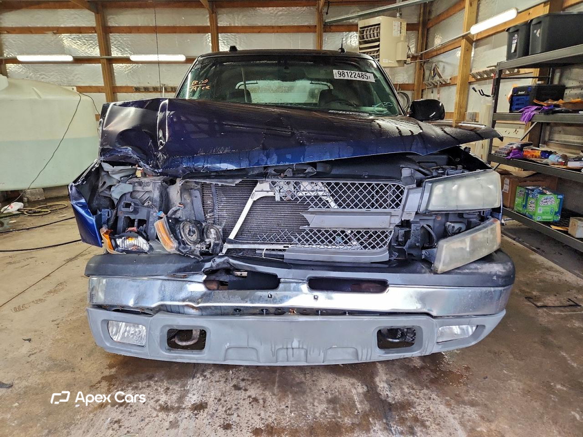 Chevrolet Avalanche 2004