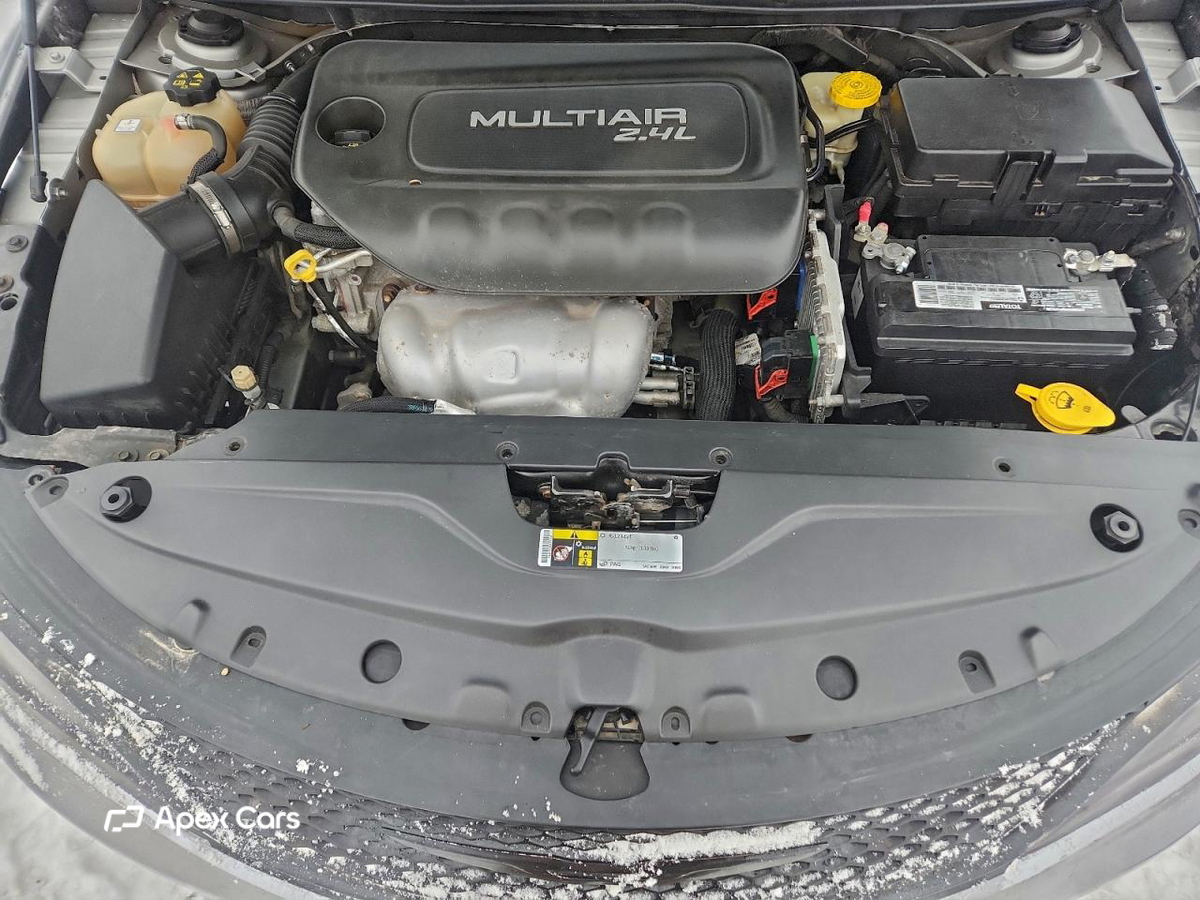 Chrysler 200 2015
