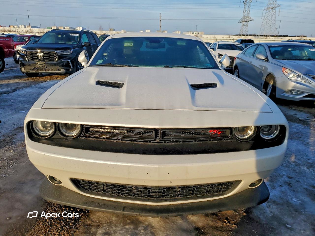 Dodge Challenger 2016
