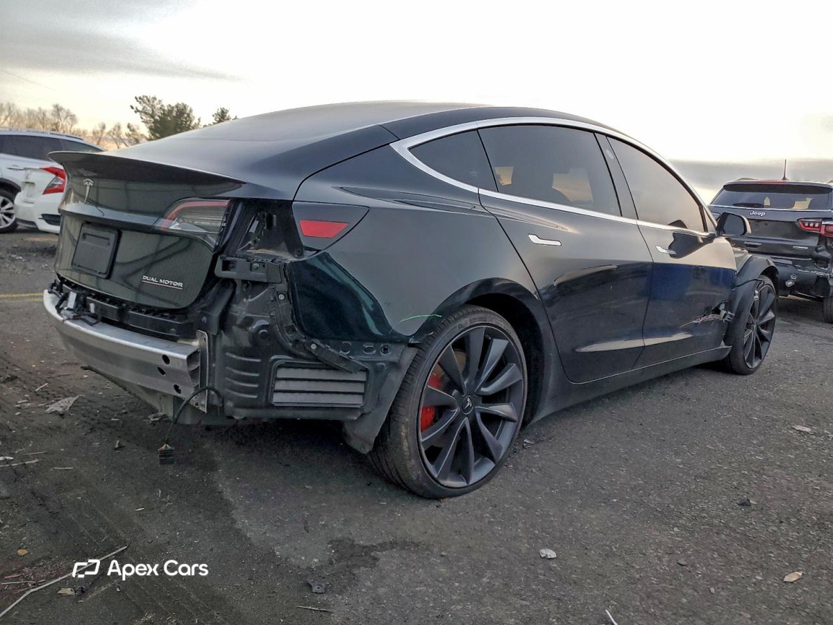 Tesla Model 3 2020