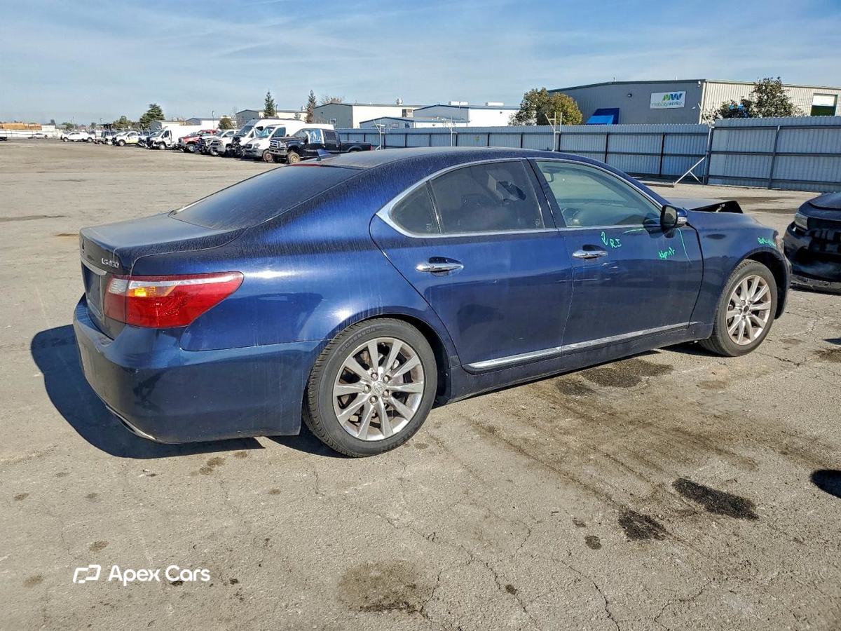 Lexus LS 2011