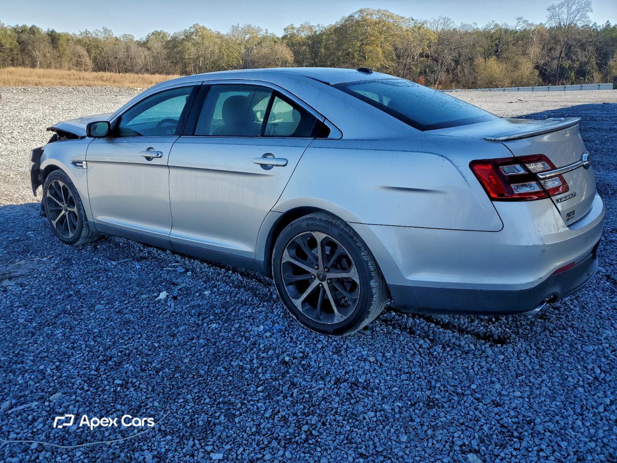 Ford Taurus 2016
