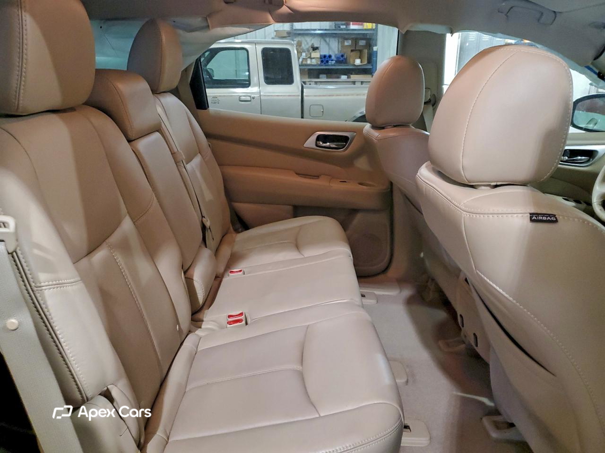 Nissan Pathfinder 2014
