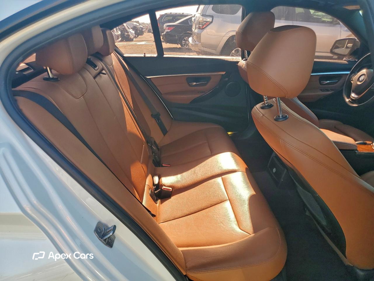 BMW Series 3 2016