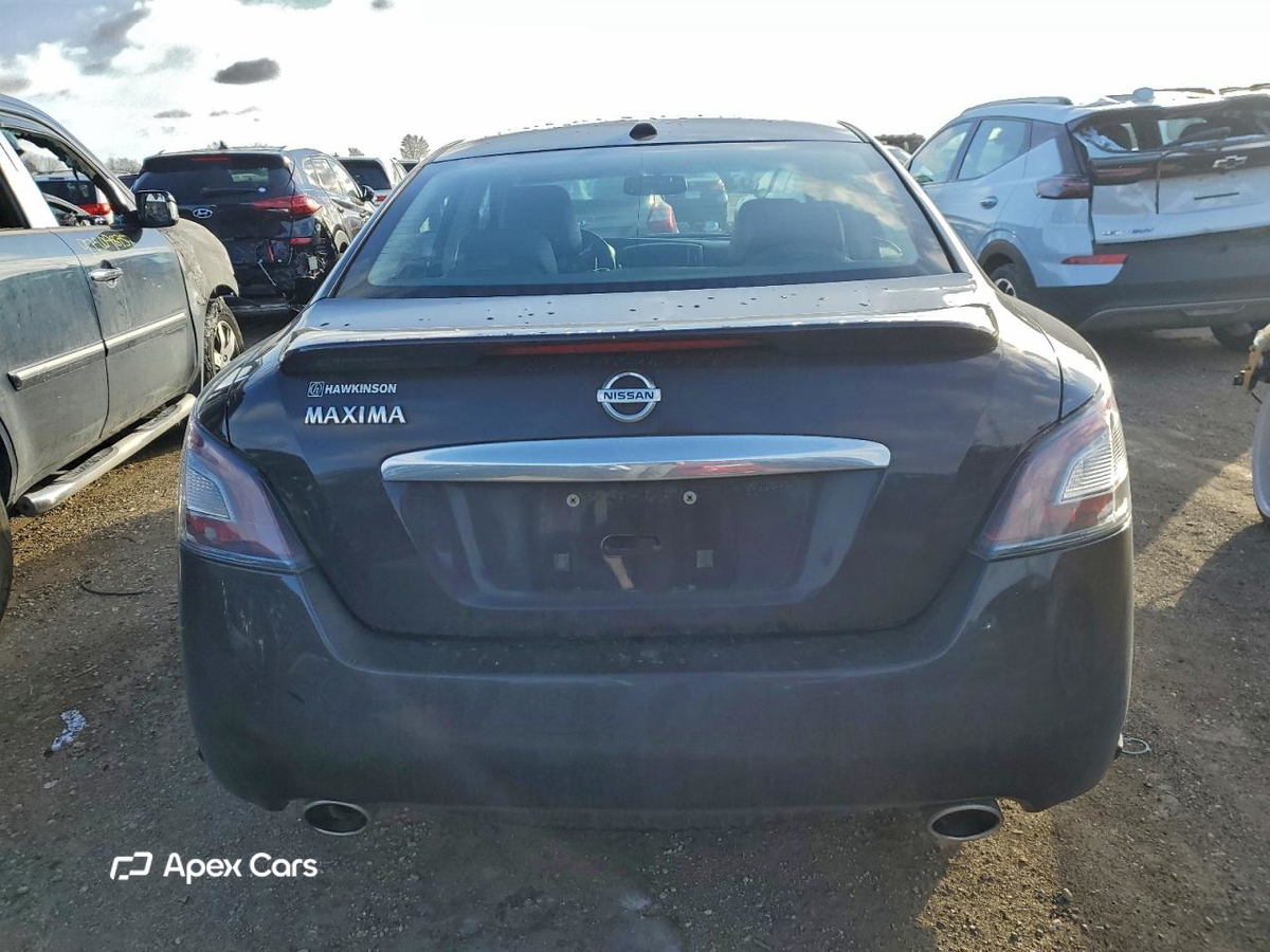 Nissan Maxima 2013