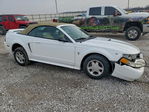 Ford Mustang 2000