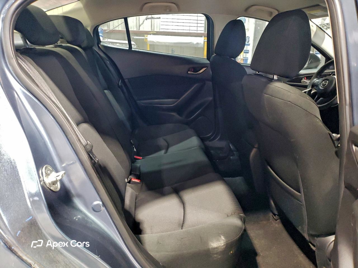 Mazda 3 2015