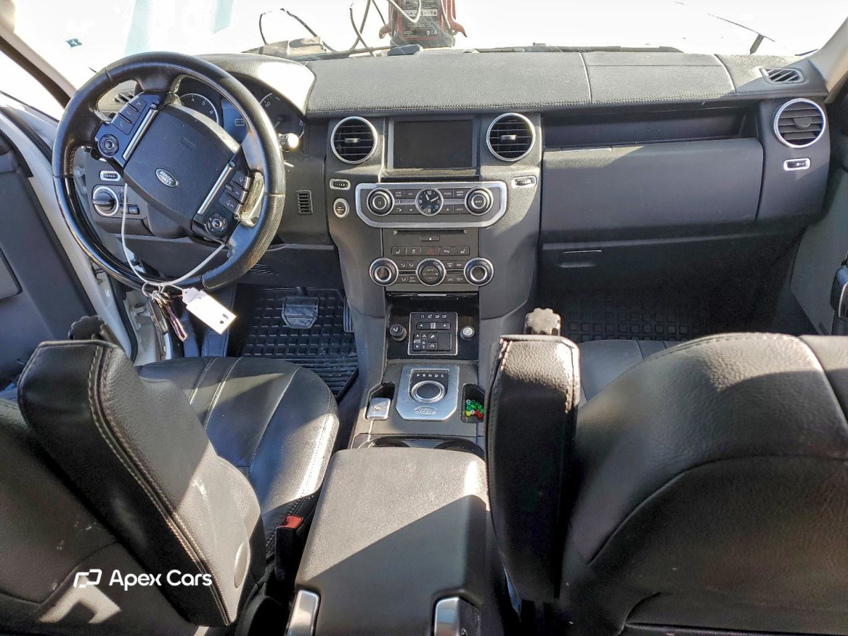 Land Rover LR4 2016