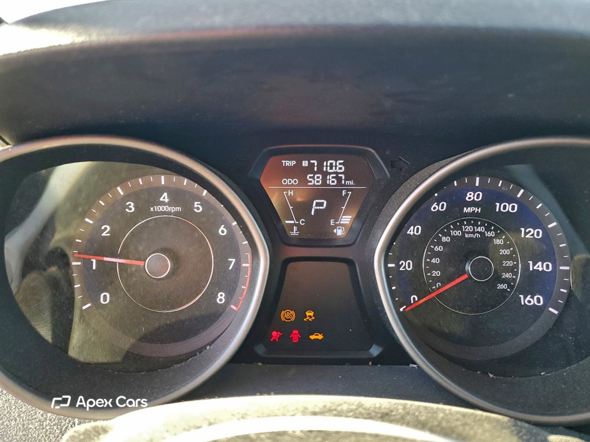 Hyundai Elantra 2013