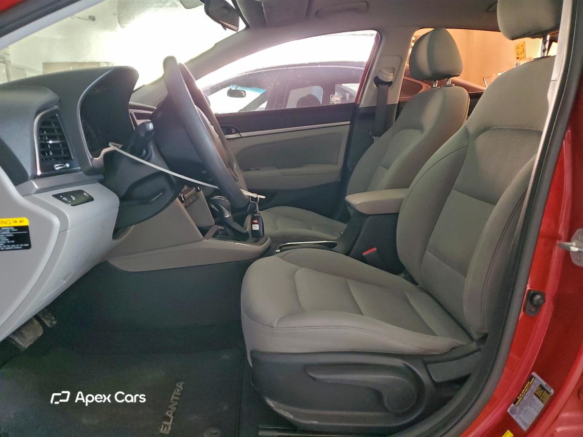 Hyundai Elantra 2018