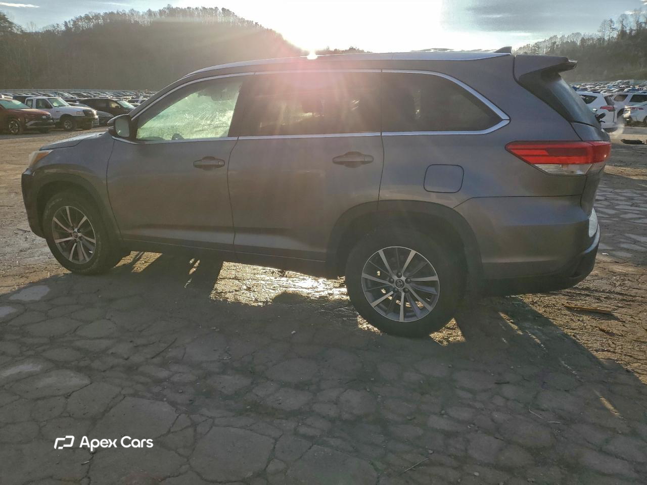 Toyota Highlander 2018