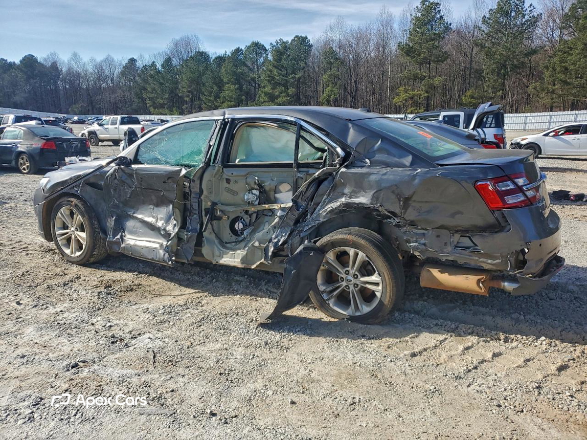 Ford Taurus 2015