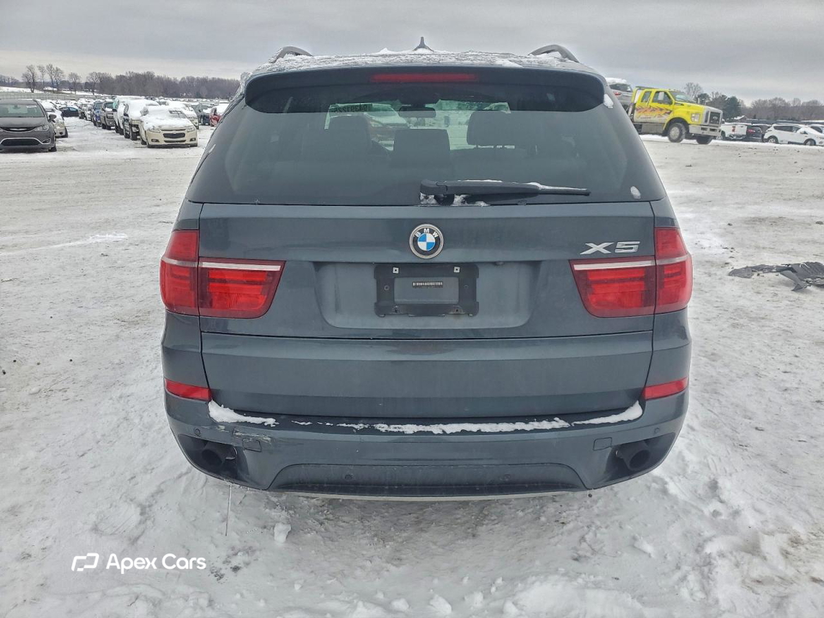 BMW X5 2011