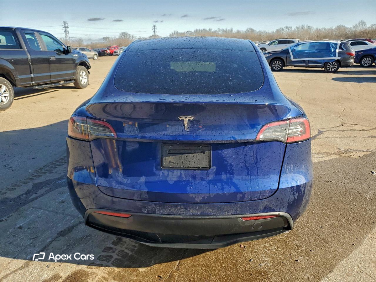 Tesla Model Y 2022
