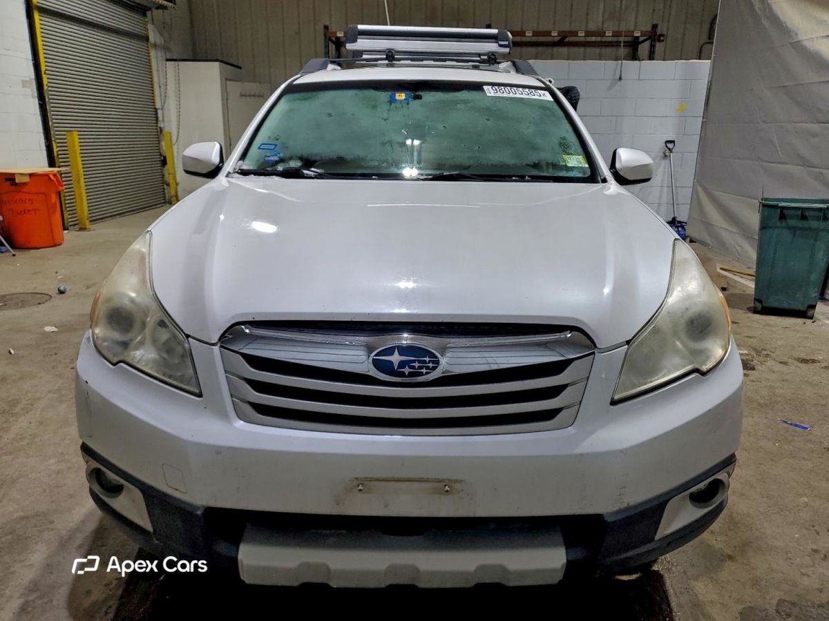Subaru Outback 2011