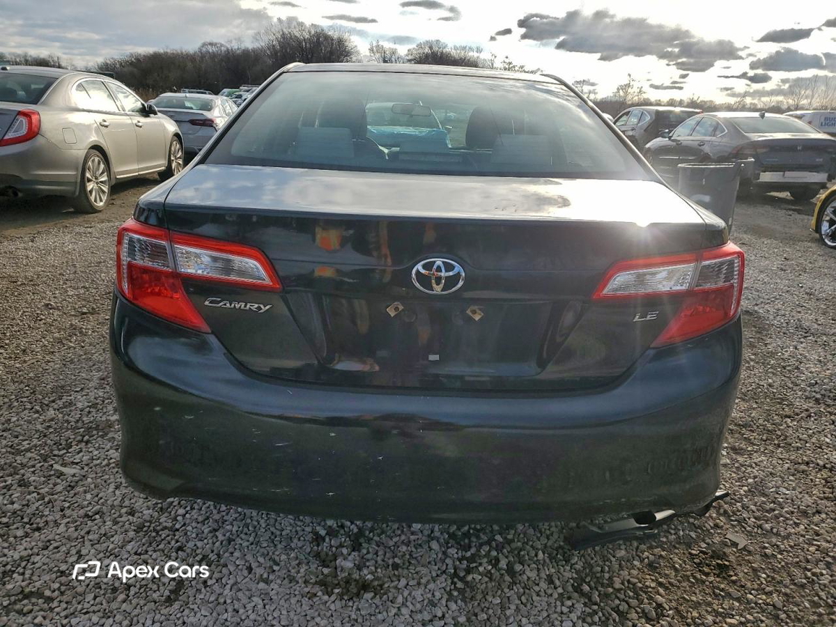 Toyota Camry 2012