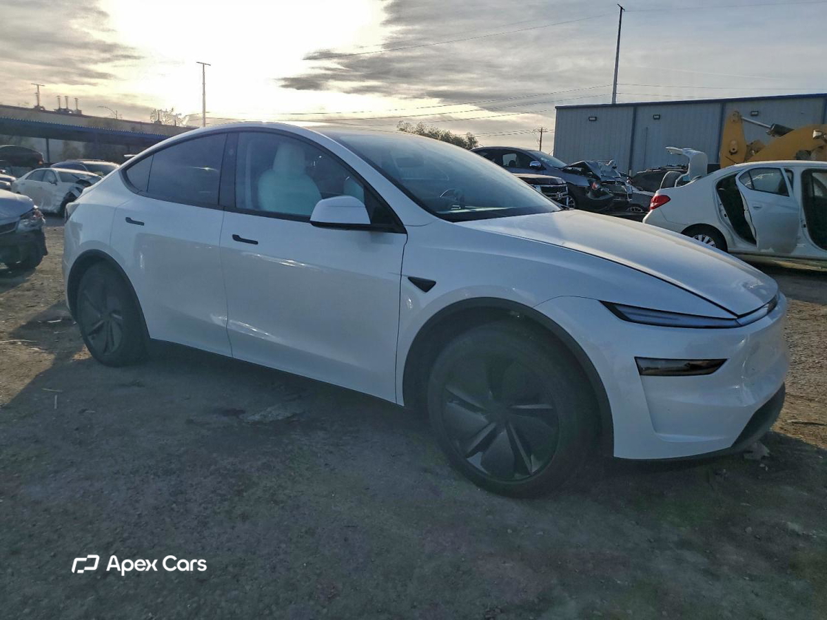 Tesla Model Y 2026