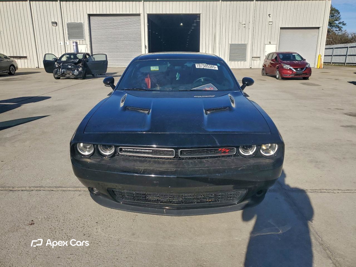 Dodge Challenger 2015