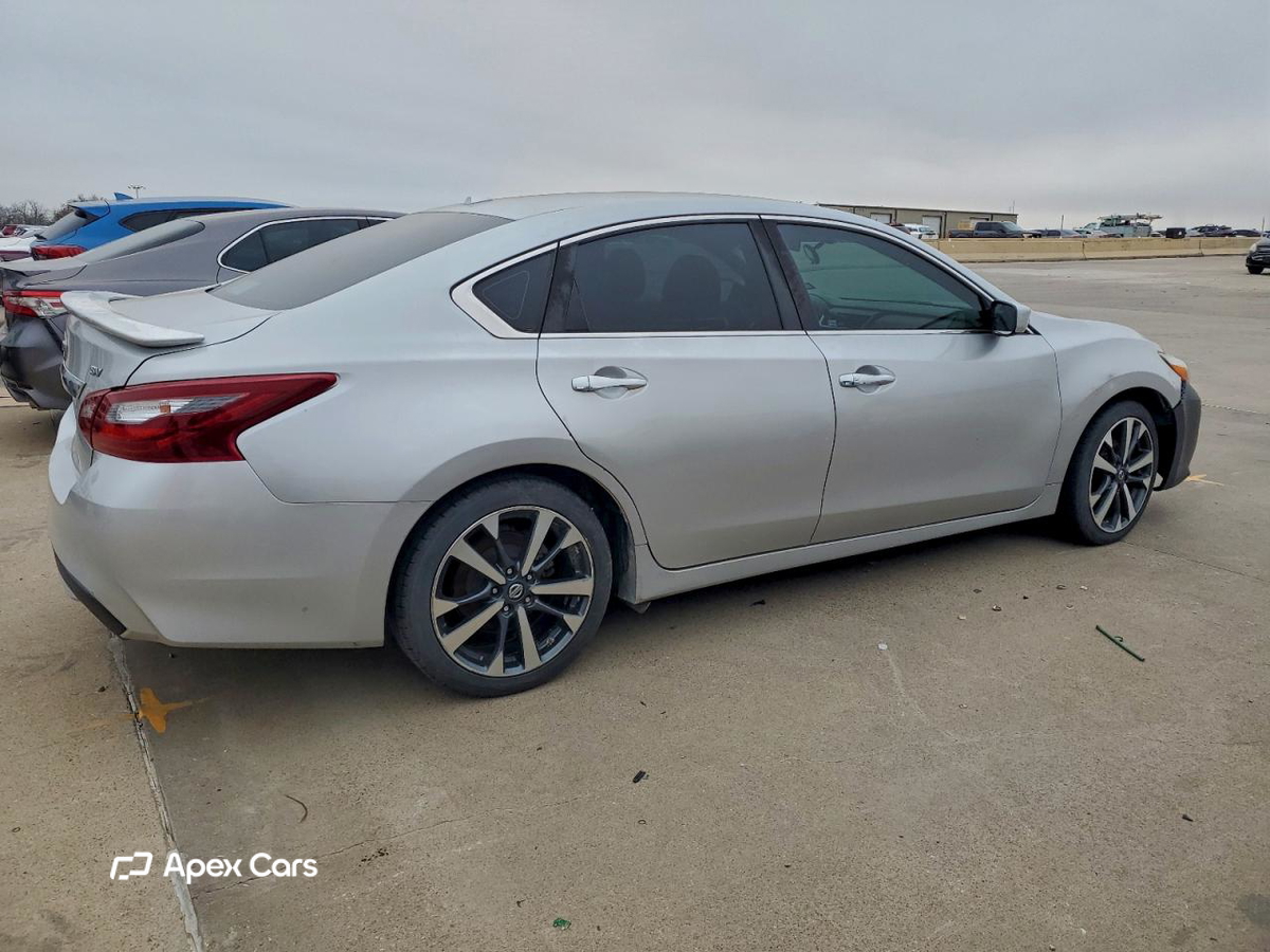 Nissan Altima 2018