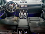 Porsche Cayenne 2021