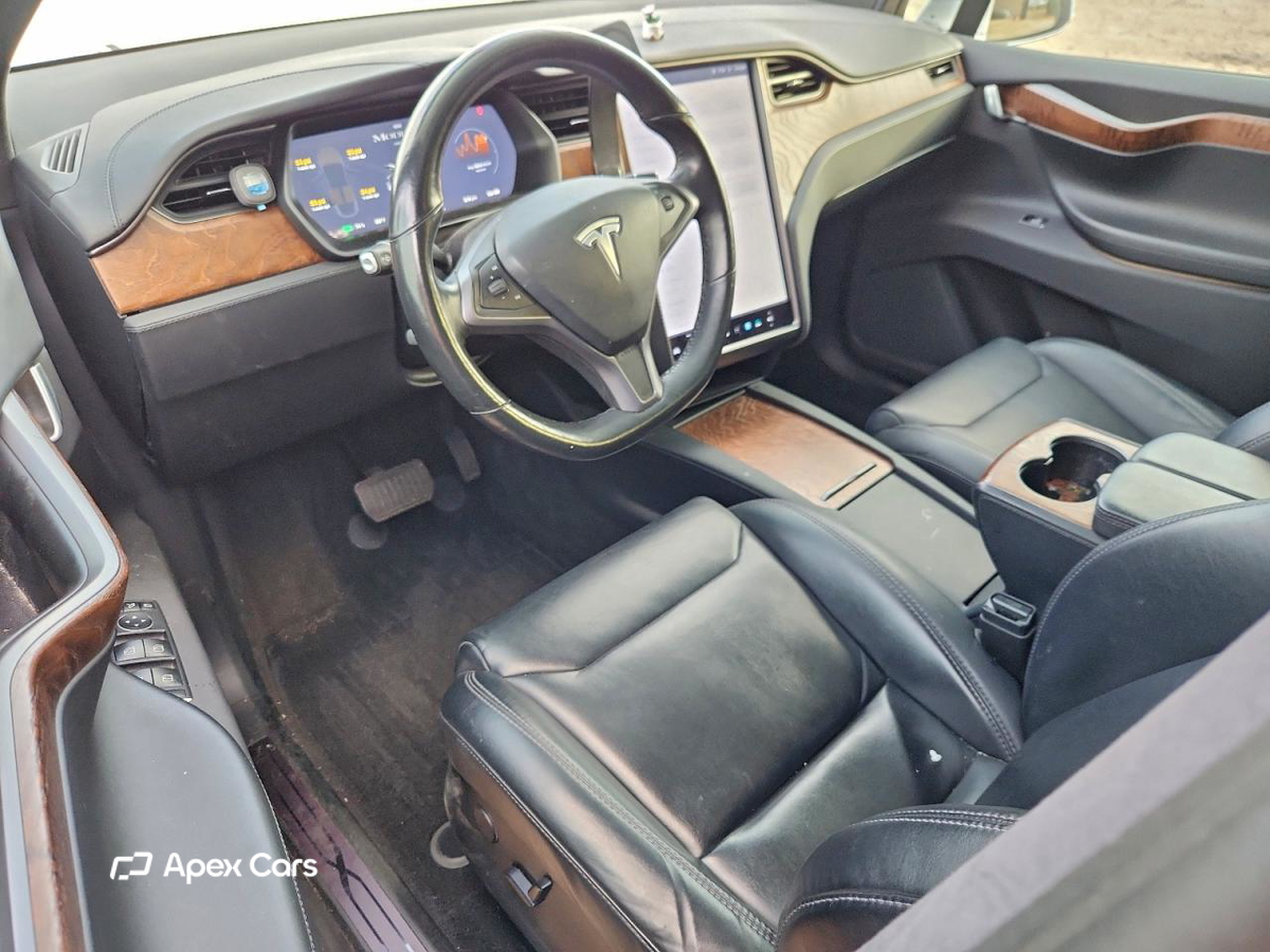Tesla Model X 2019