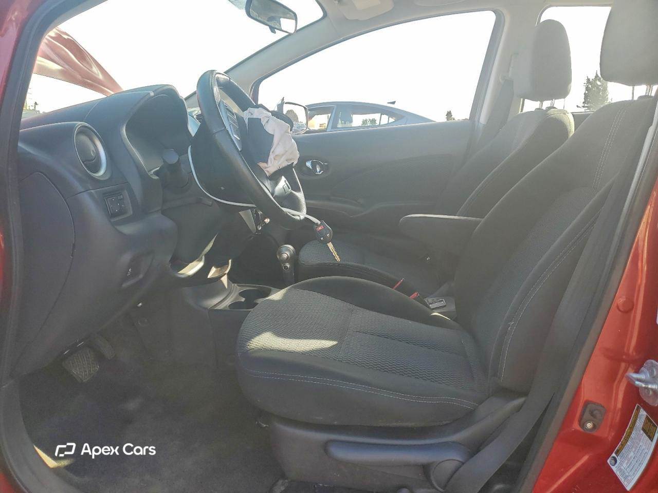 Nissan Versa 2015