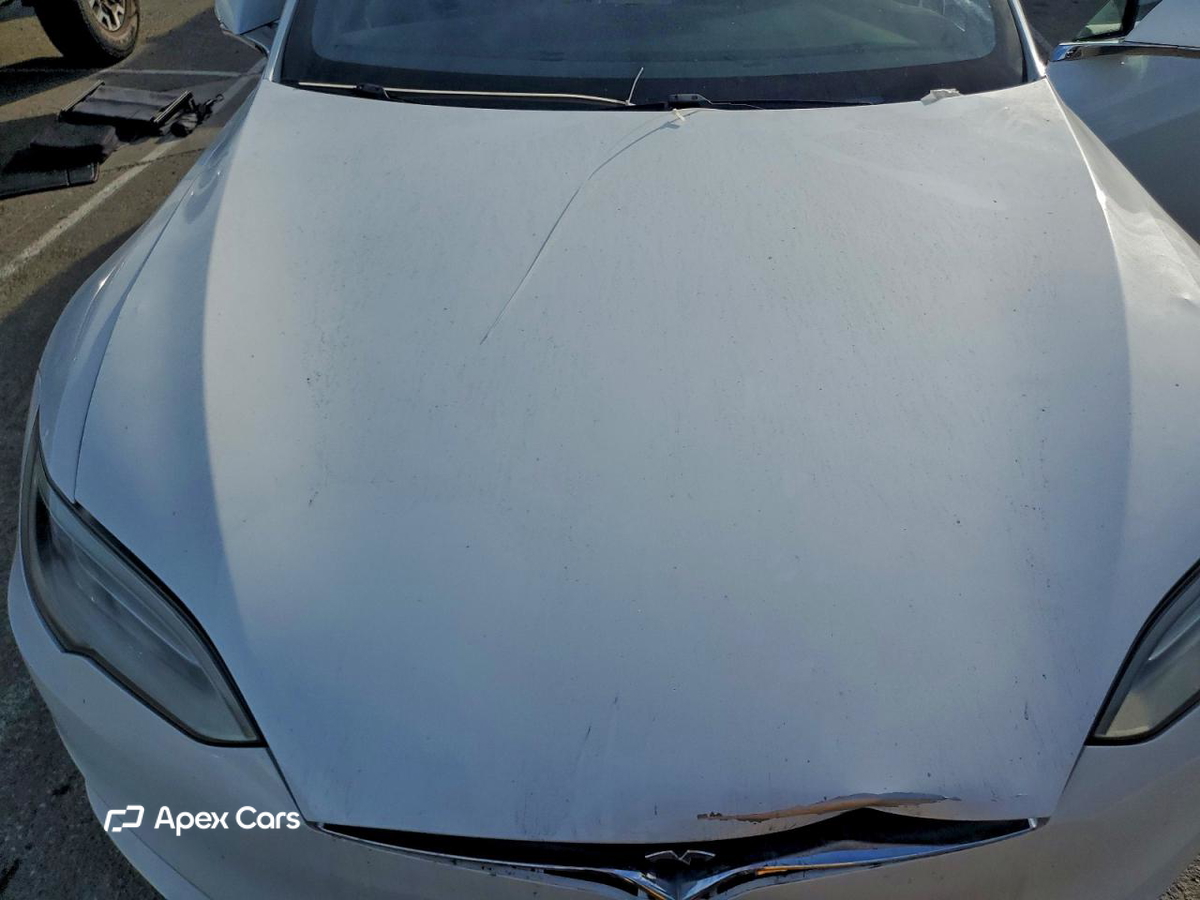 Tesla Model S 2016