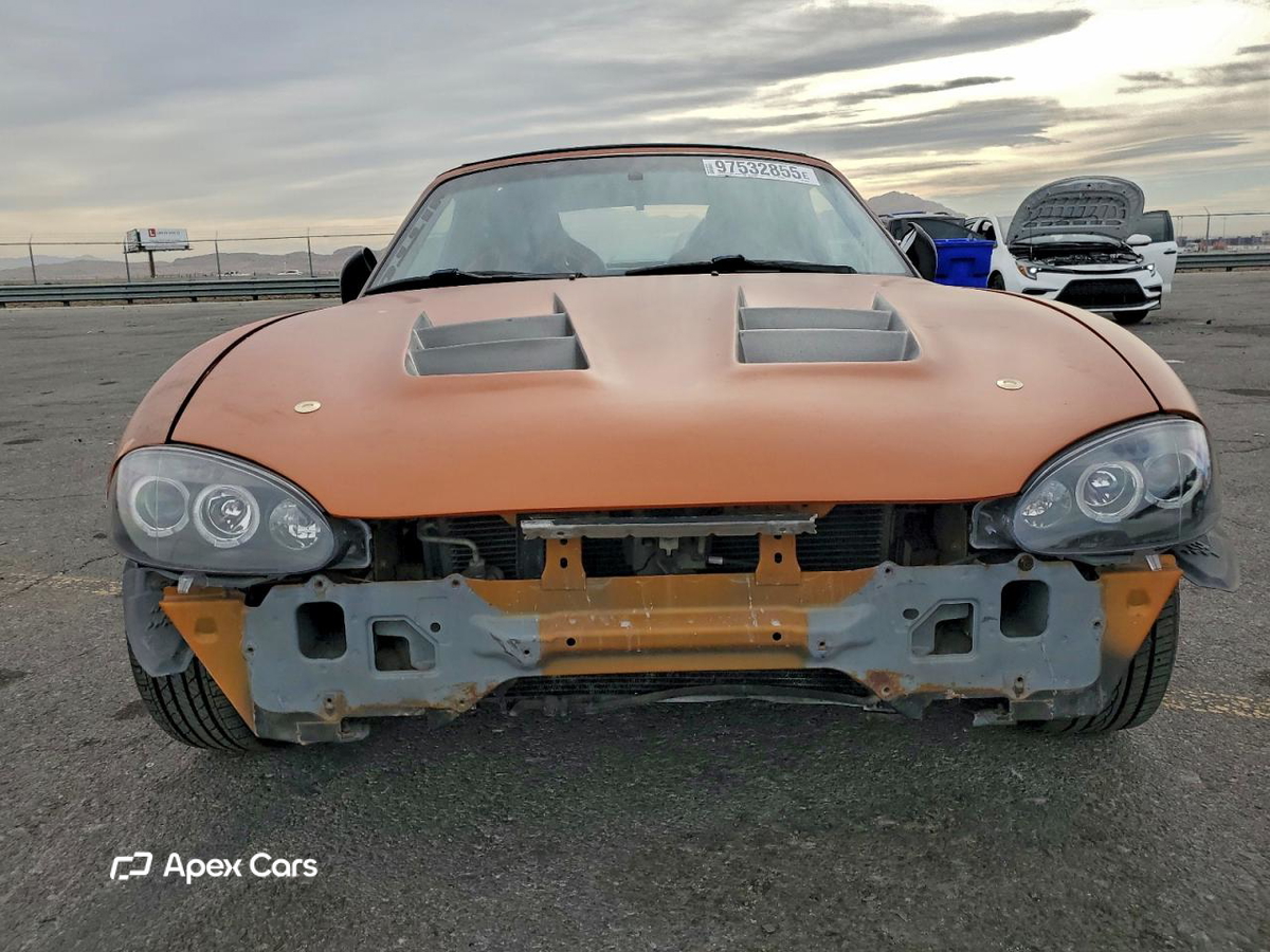 Mazda MX-5 2000