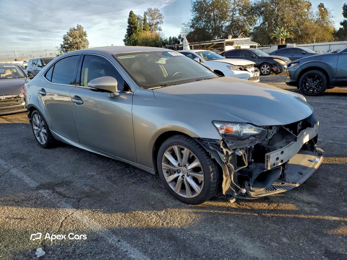 Lexus IS 2016