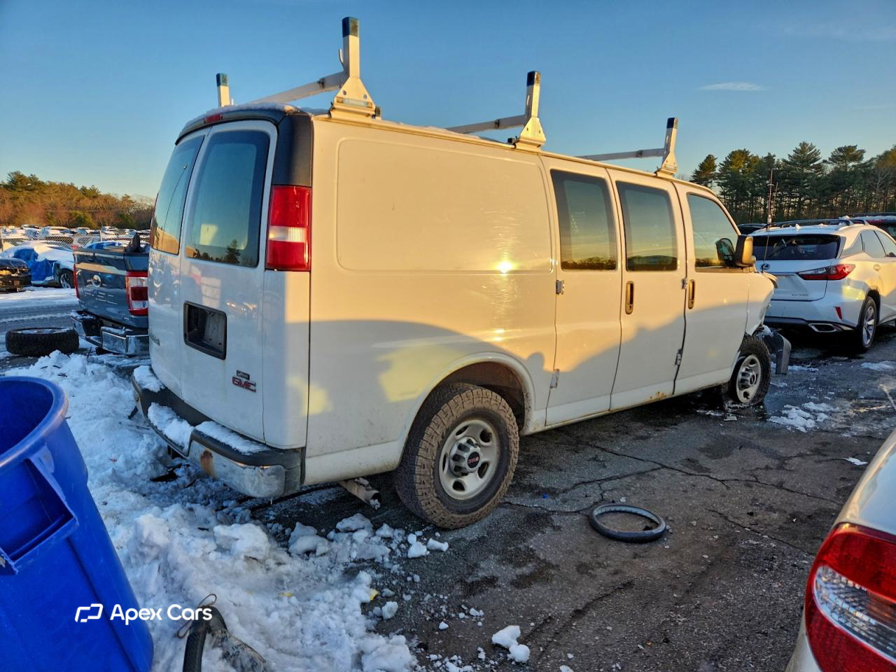 GMC Savana 2017