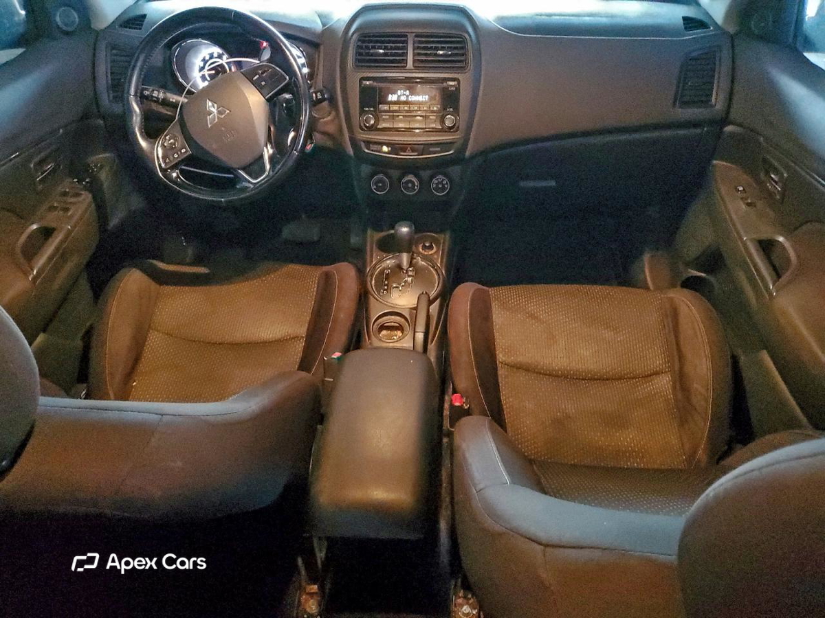 Mitsubishi Outlander 2016