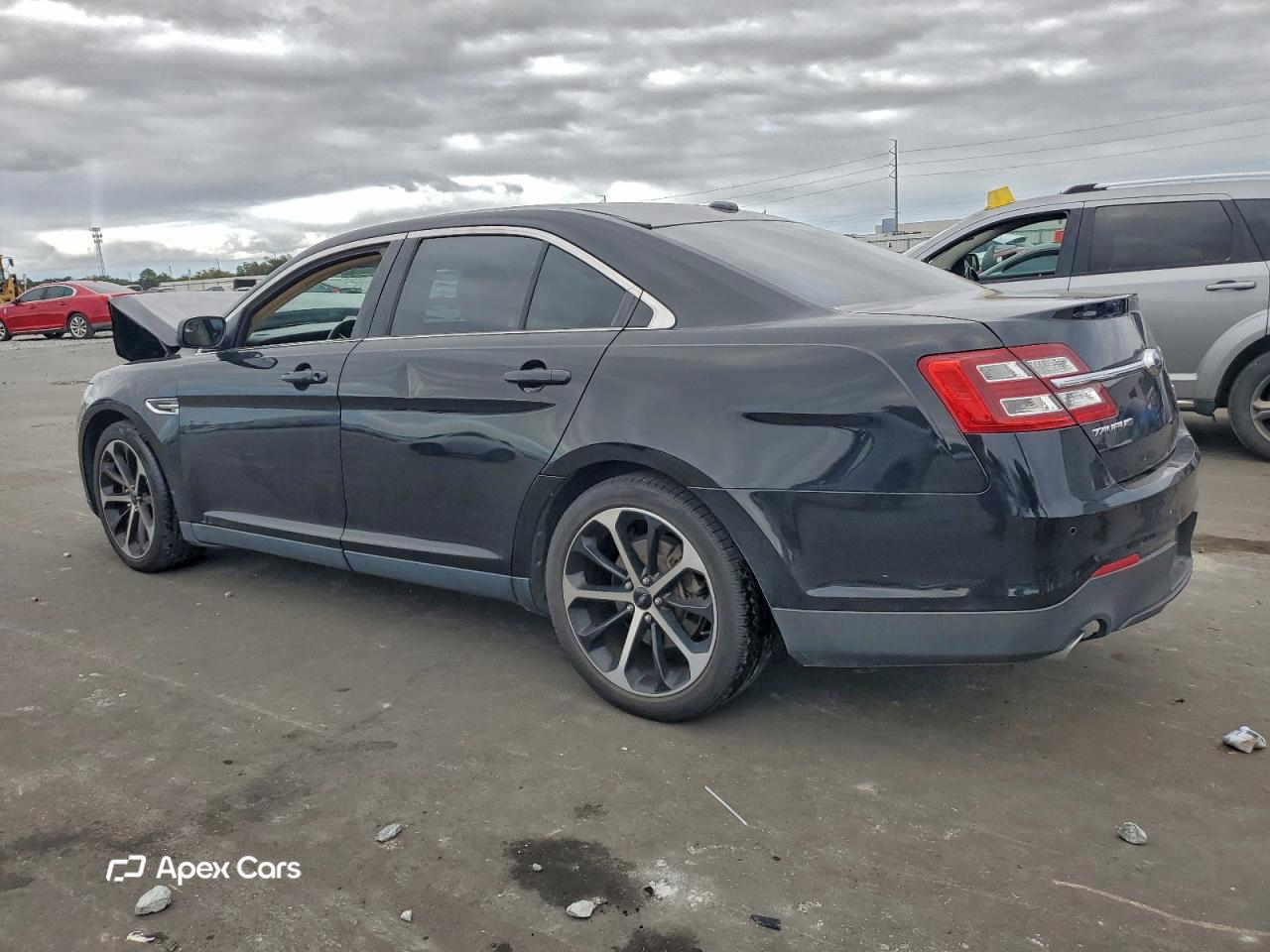 Ford Taurus 2016