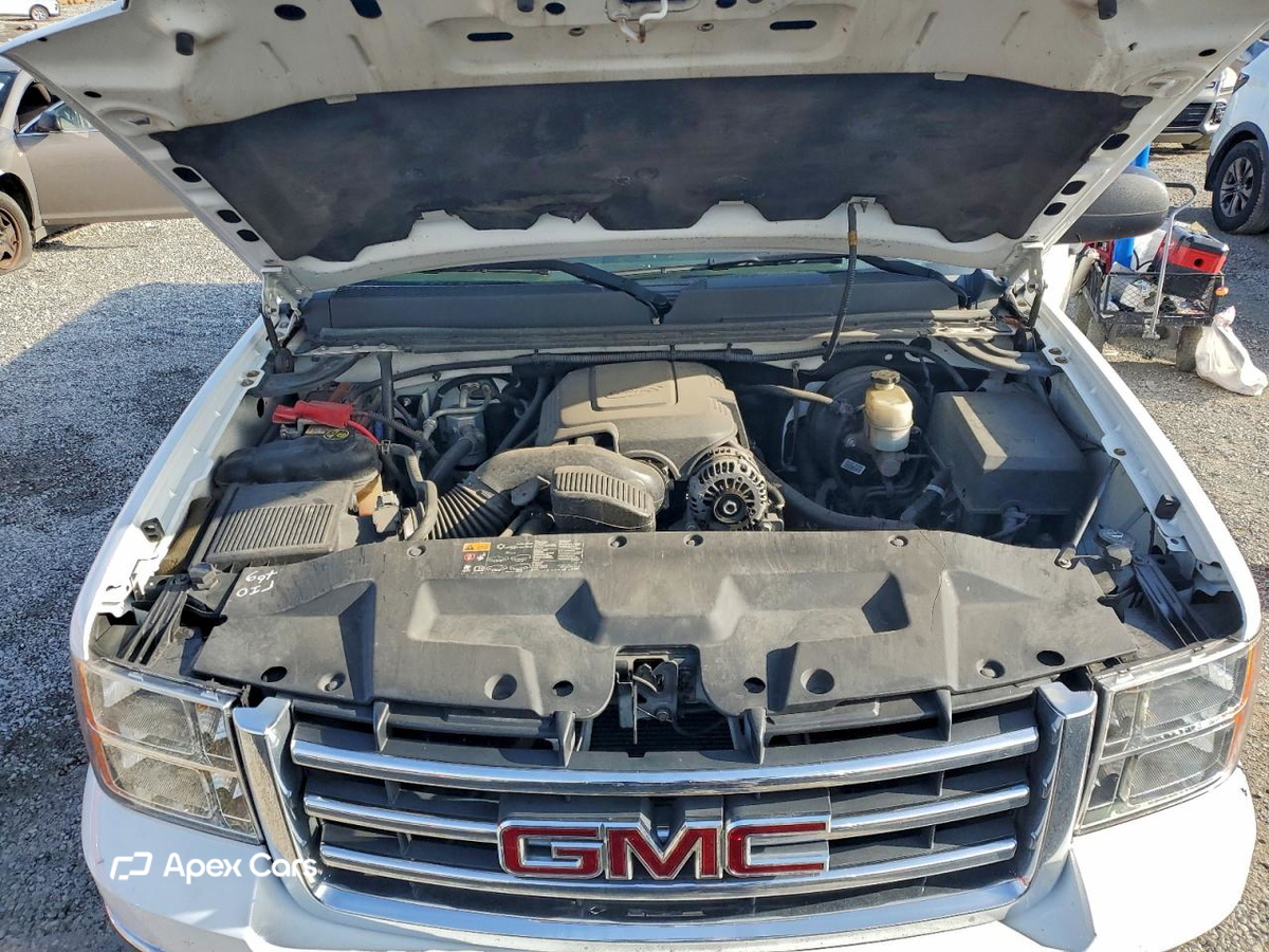 GMC Sierra 2013