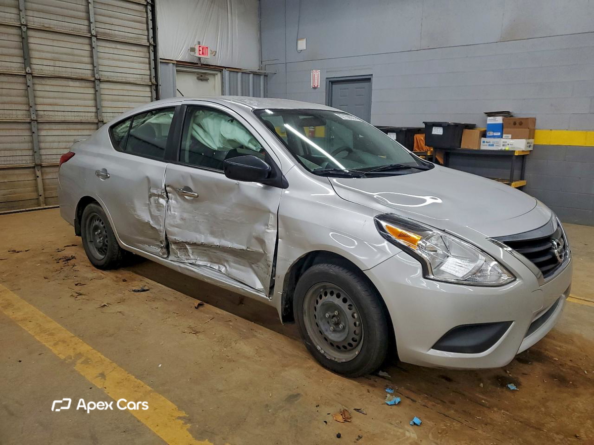 Nissan Versa 2017