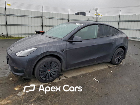 Tesla Model Y 2024 - Zdjęcie 1 z 13