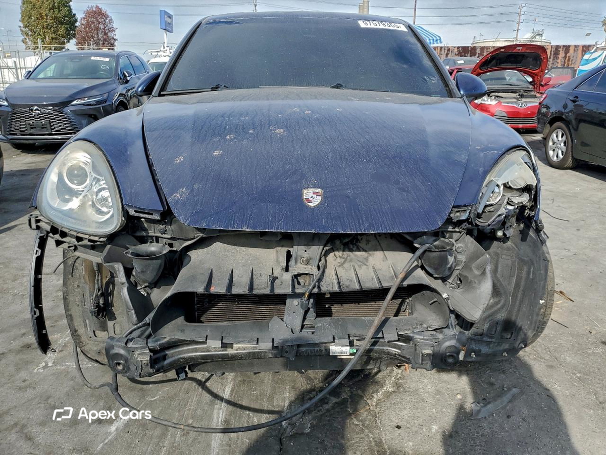 Porsche Cayenne 2011