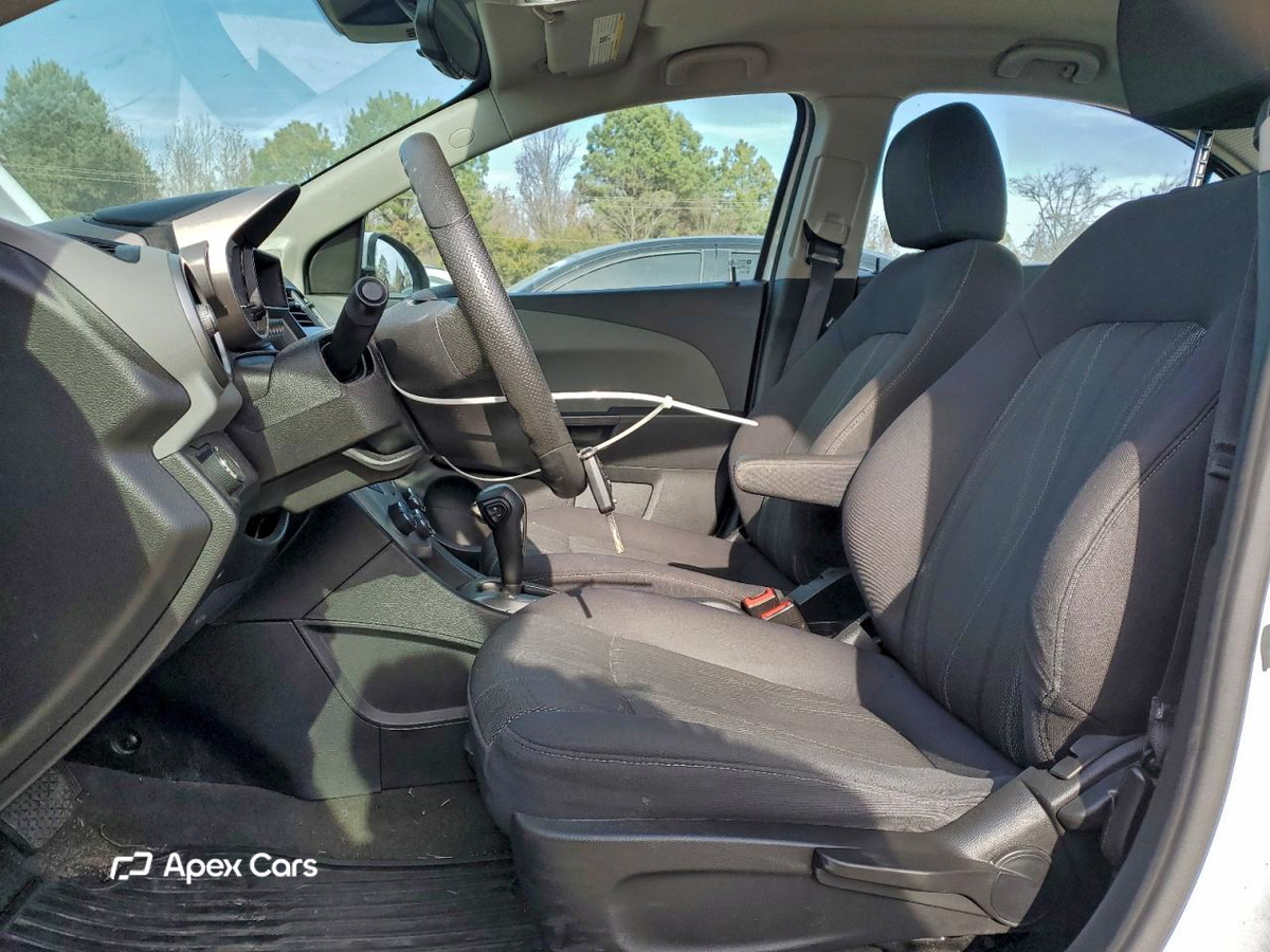 Chevrolet Sonic 2015