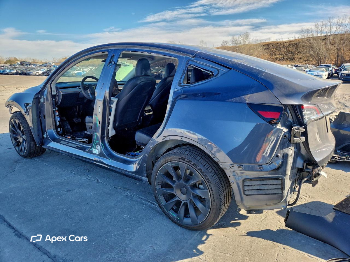 Tesla Model Y 2022