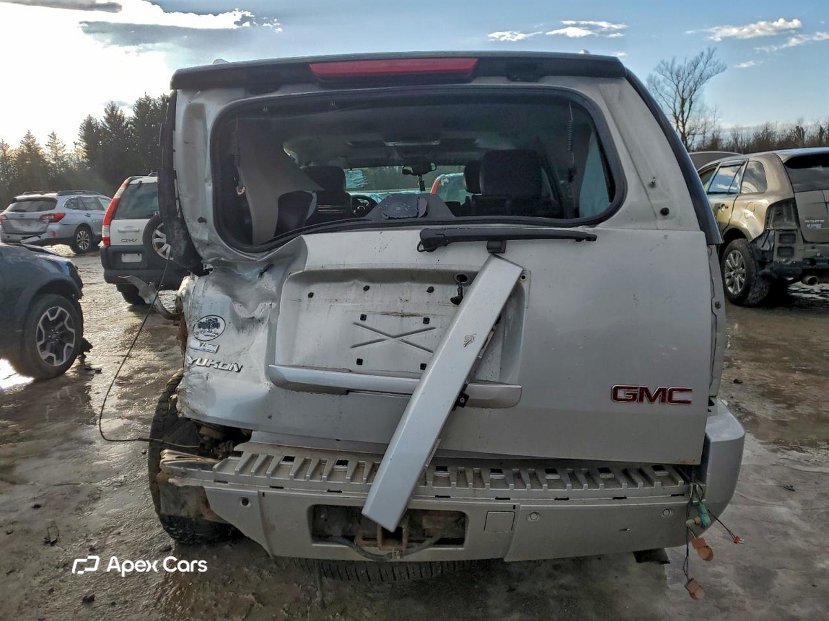 GMC Yukon 2011