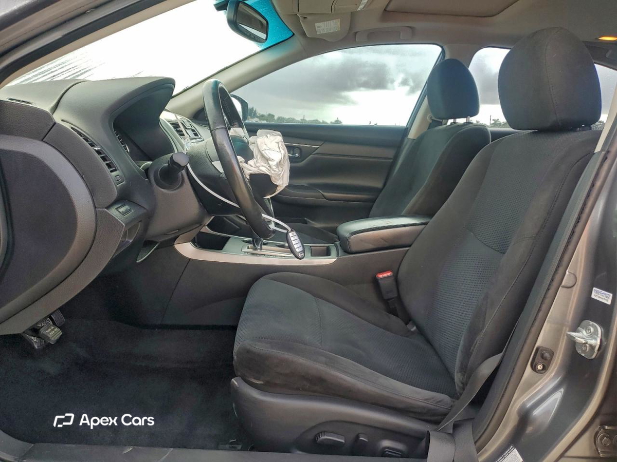 Nissan Altima 2015