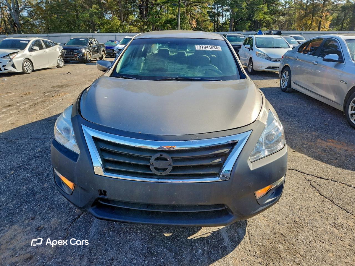 Nissan Altima 2015