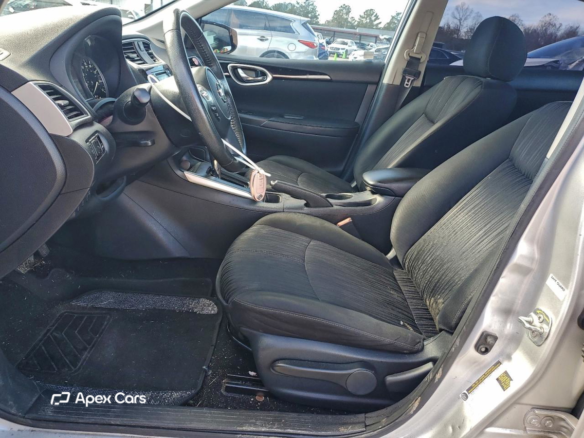 Nissan Sentra 2018