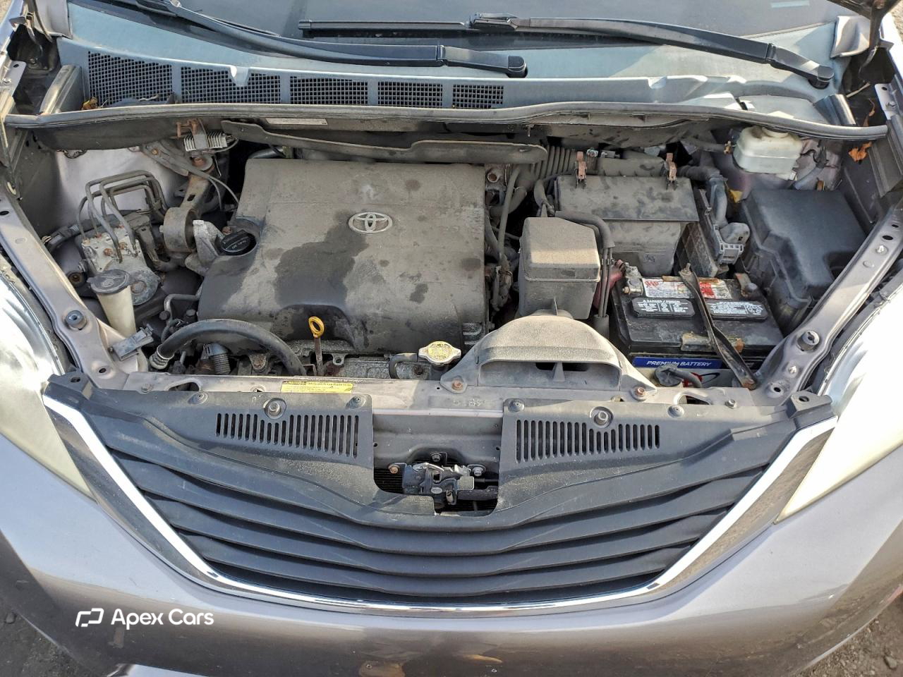 Toyota Sienna 2011