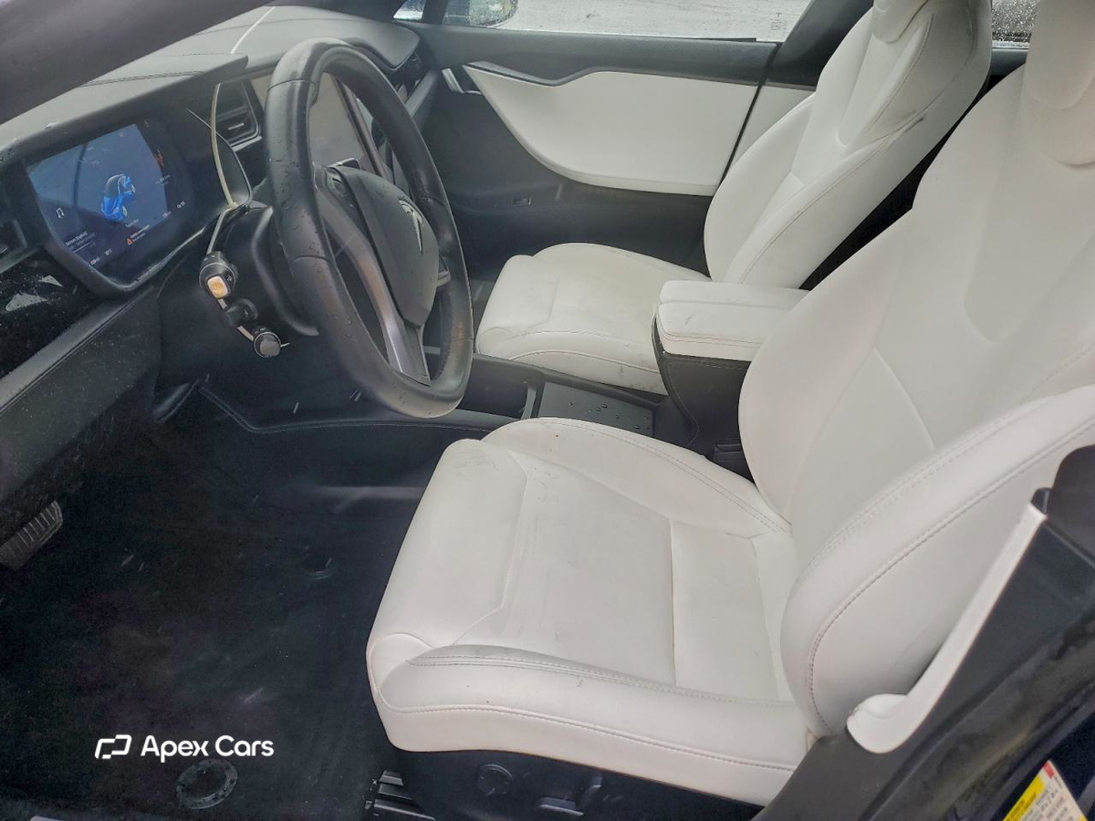 Tesla Model S 2018