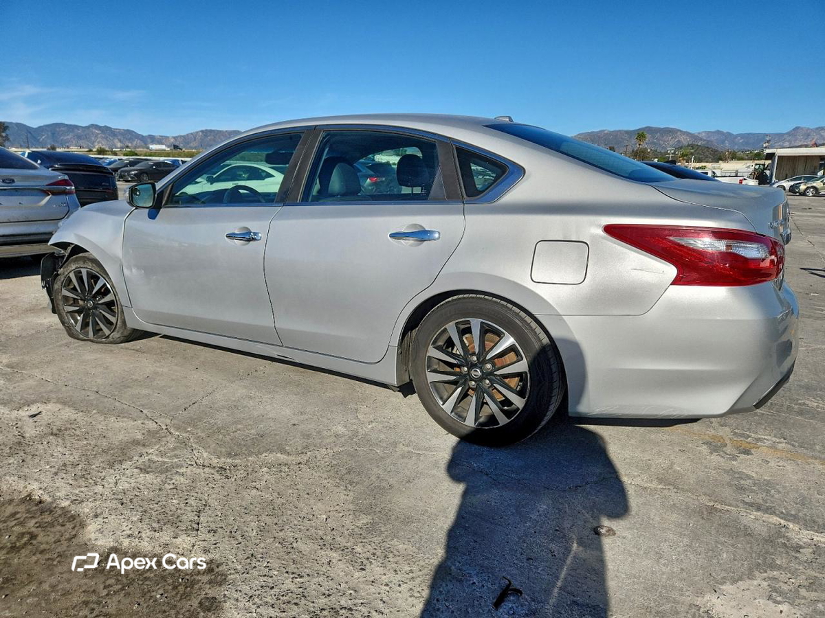 Nissan Altima 2018