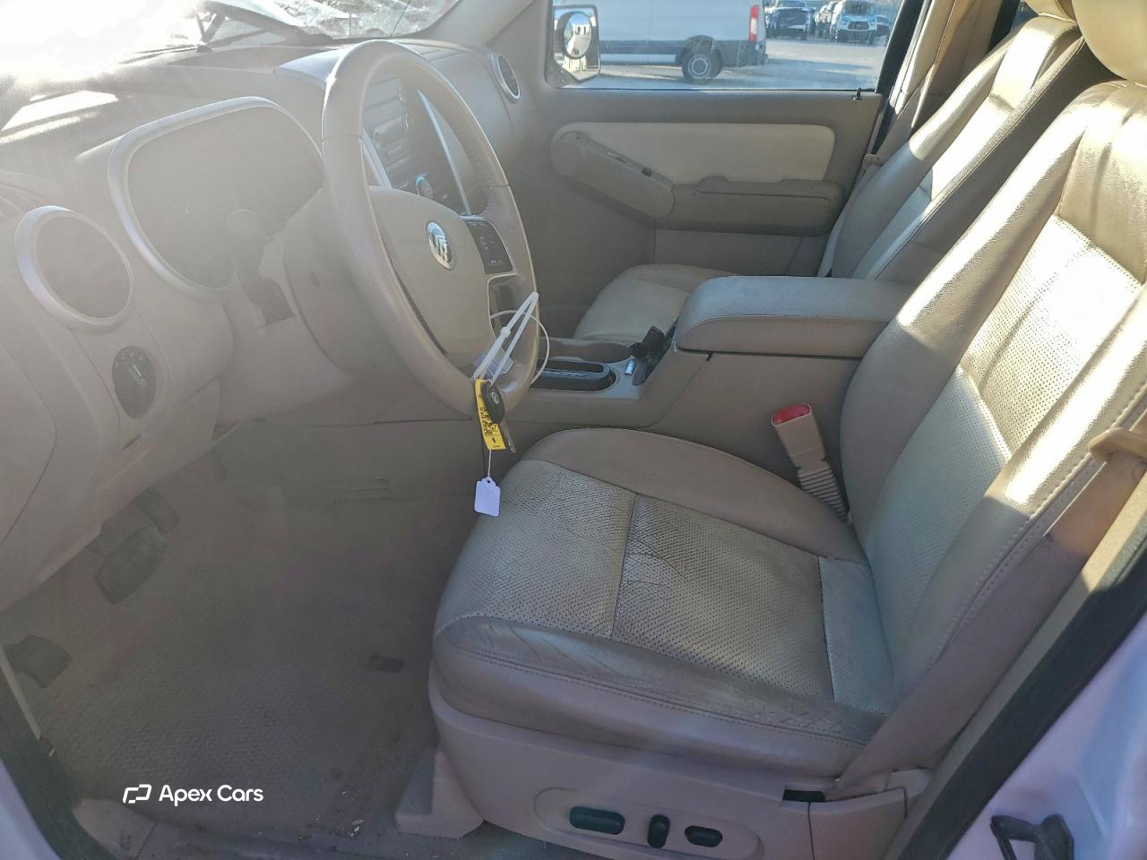 Mercury Mountaineer 2010