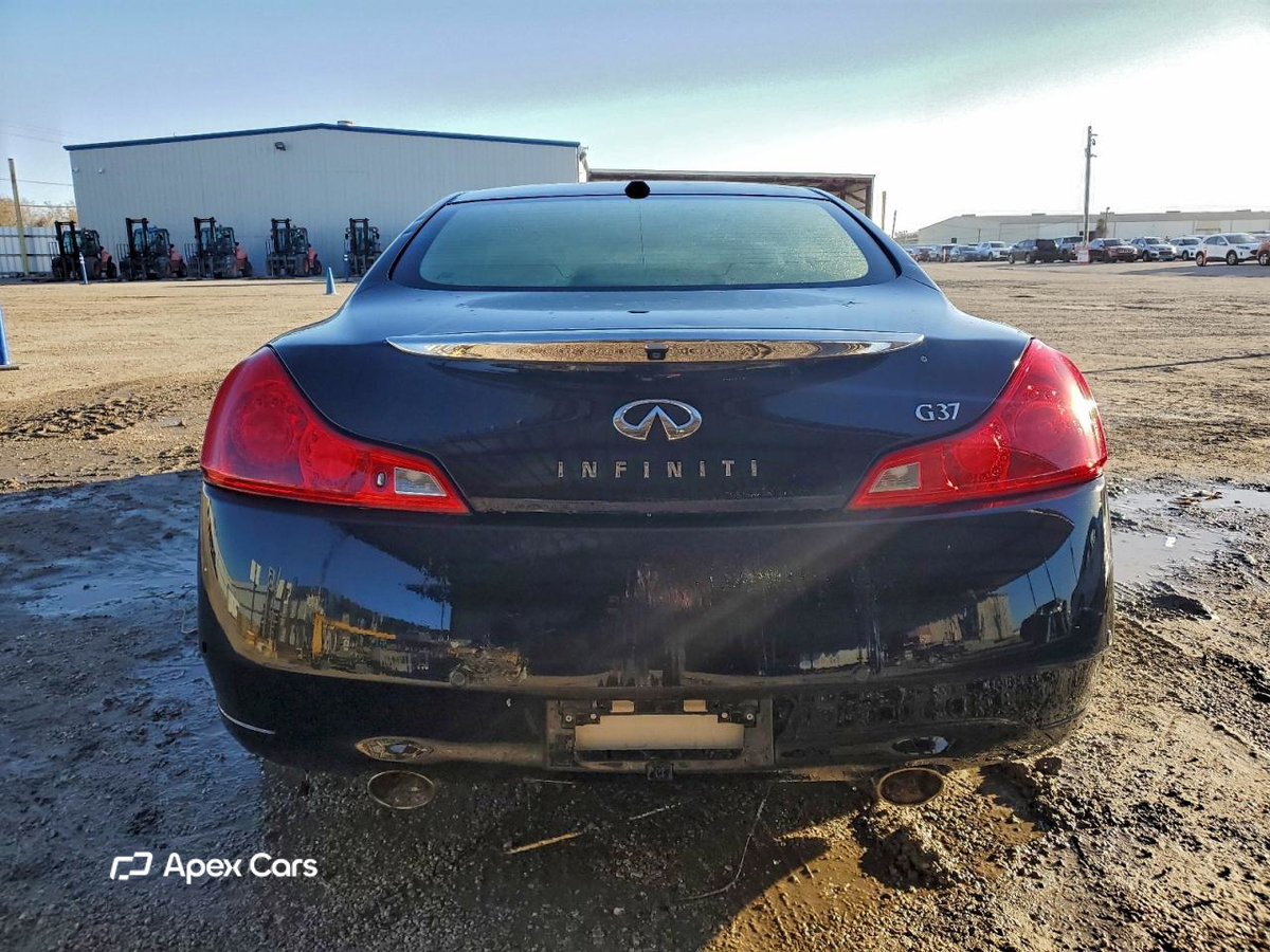 Infiniti G 2013