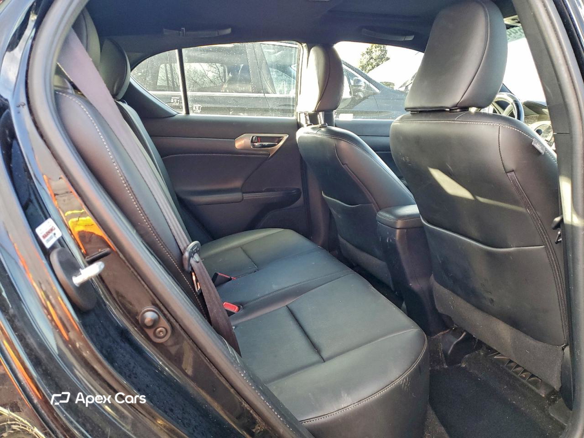 Lexus CT 2015