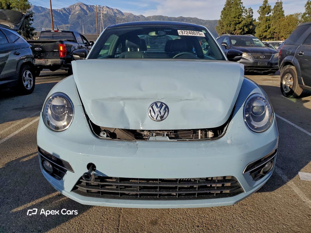 Volkswagen Beetle 2015